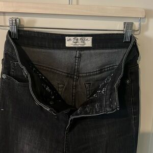 Women’s size 0–2 (27) we the free butterfly, flare jeans